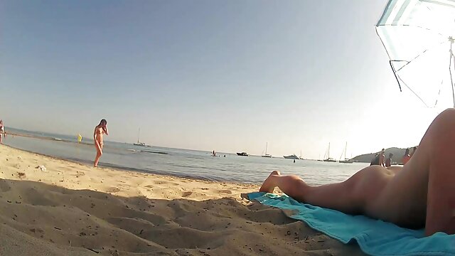 Augstas izšķirtspējas : Ragveida slampa gets fucked ar rieciens ārā Porno filmas
